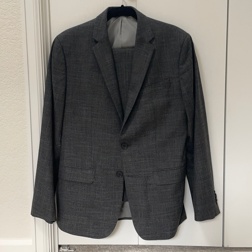Banana Republic- Gray slim fit suit